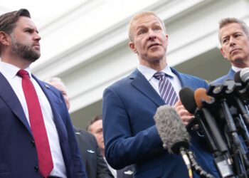 United CEO had been considering a merger last fall, months before bringing it up to the Trump administration