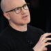 Coinbase’s Brian Armstrong replacing ‘pure managers’ with ‘player-coaches’ is another sign the org chart is changing in a big way | Fortune