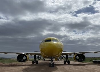 Meet the pilots flying Spirit Airlines’ yellow jets to the desert