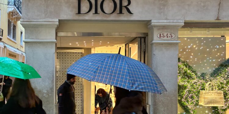 Retail had a ‘surprisingly robust’ first quarter, but the real test is ahead as tax refunds dry up Retail had a ‘surprisingly robust’ first quarter, but the real test is ahead as tax refunds dry up