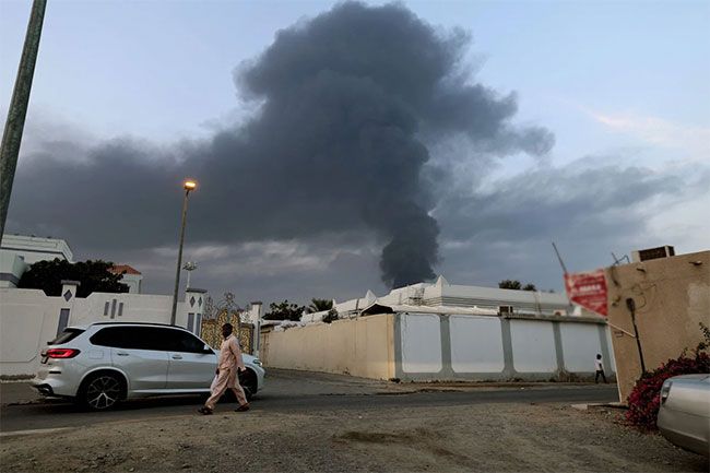 Iran says will hit all Mideast economic hubs if US-Israeli attacks persist