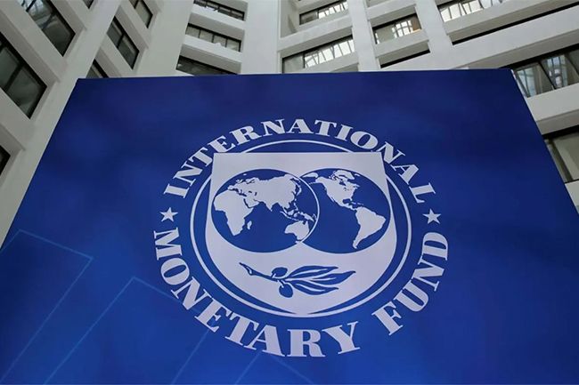 Sri Lanka nears IMF deal on funding while debt talks proceed – report