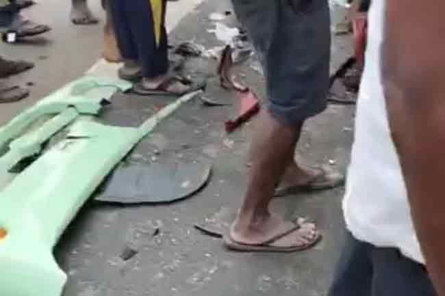 Mother and son killed in fatal accident in Galgamuwa Mother and son killed in fatal accident in Galgamuwa