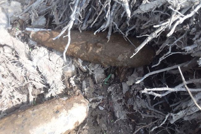 Several mortar shells discovered in Kalutara residential garden Several mortar shells discovered in Kalutara residential garden