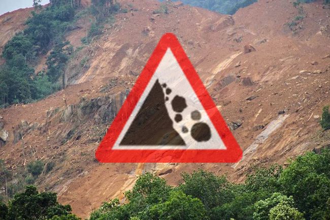 Early landslide warnings issued for 9 districts including Colombo