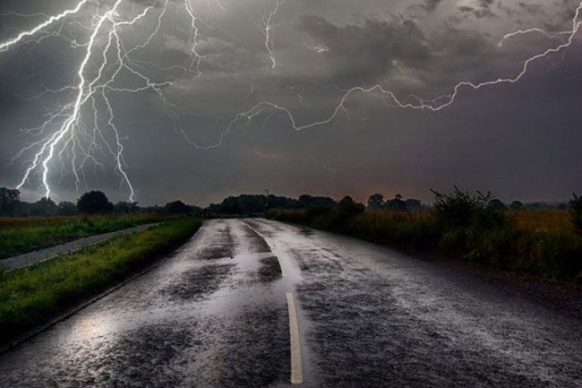 Advisory issued for severe lightning Advisory issued for severe lightning