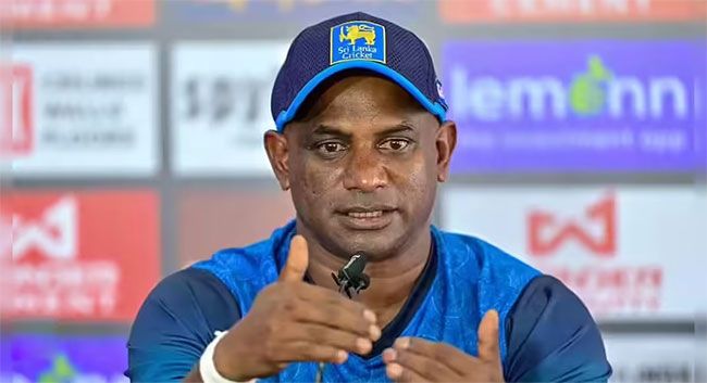 Sri Lankan cricketers to donate Pakistan tour earnings to help flood victims Sri Lankan cricketers to donate Pakistan tour earnings to help flood victims
