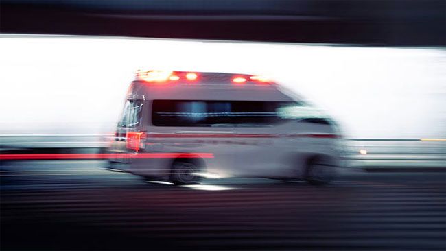 20 injured in bus crash at Aladeniya 20 injured in bus crash at Aladeniya