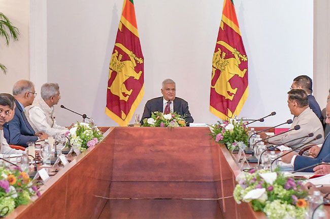 India and Sri Lanka discuss initiatives to enhance energy connectivity