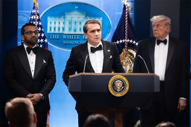 Gunman at White House Correspondents Dinner was targeting top Trump officials  AG