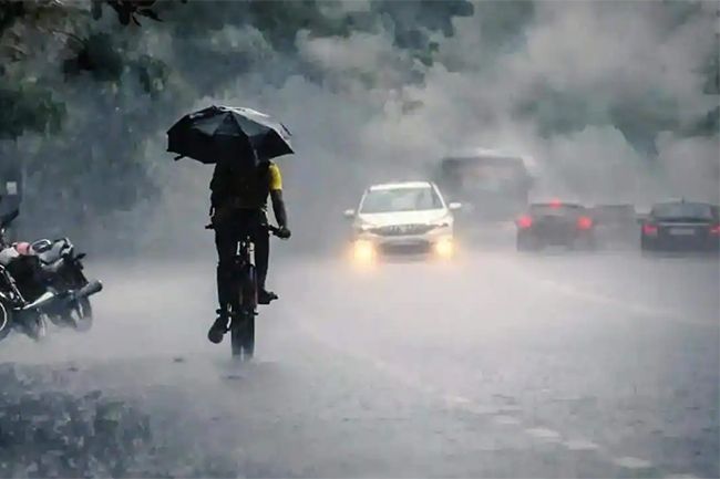 Four districts to receive fairly heavy rainfall above 50mm