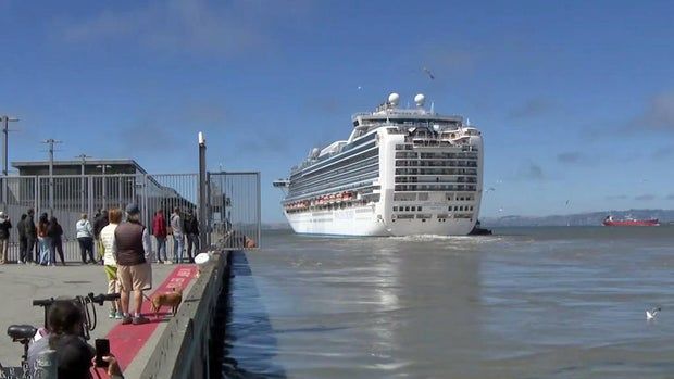 Ruby Princess Sails