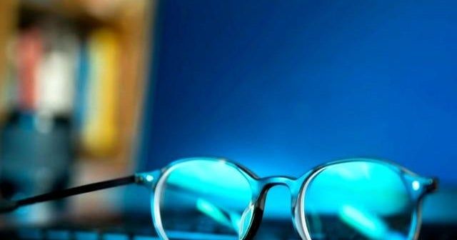 Study finds blue light glasses don’t offer more eye protection