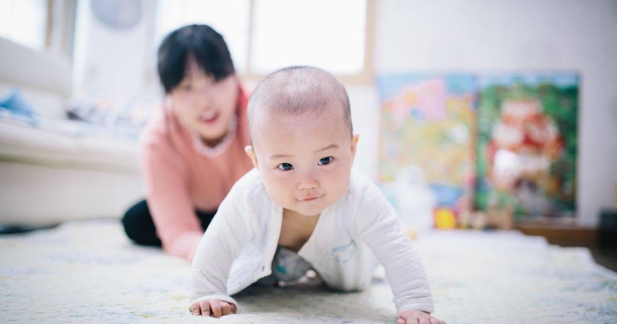Feds warn against certain baby loungers and cradle swings after six deaths Feds warn against certain baby loungers and cradle swings after six deaths