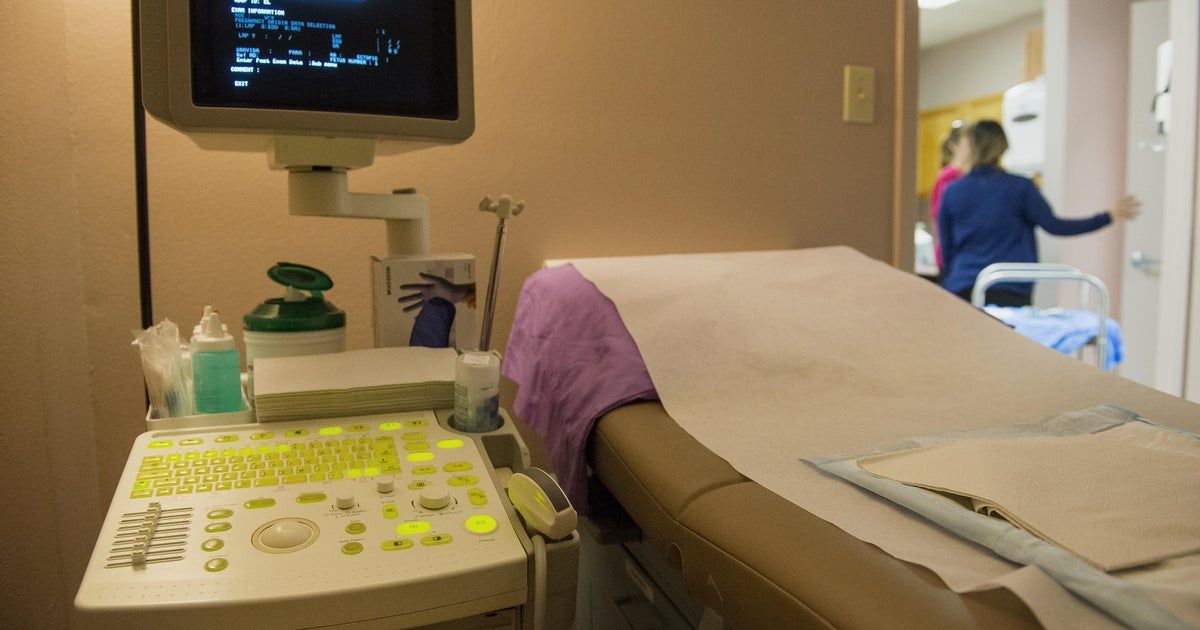 Texas lawmakers advance bill to clarify medical exceptions under restrictive abortion law