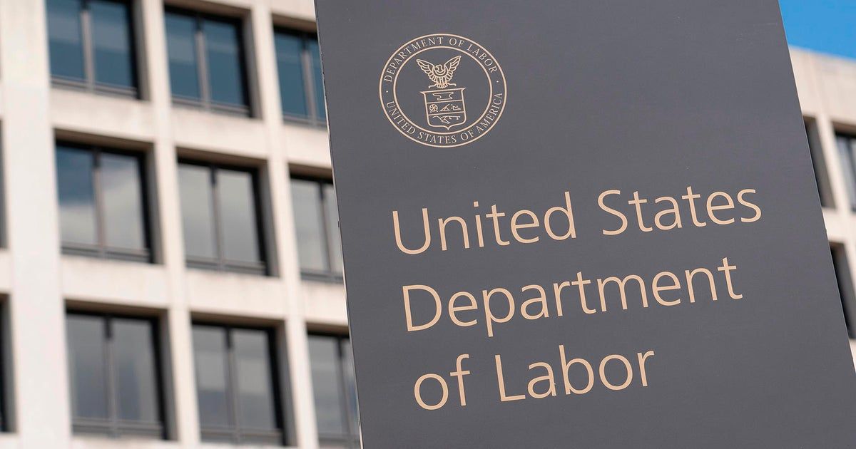 Company failed to protect workers who now need lung transplants, regulators say