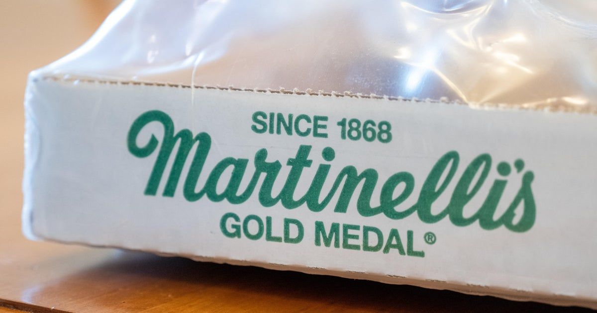 Martinelli’s recalls 170,000 apple juice bottles over risk of toxic substance from fungi