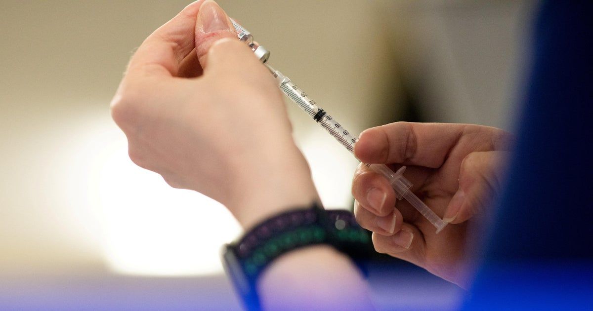 How to get the new COVID vaccine for free, with or without insurance