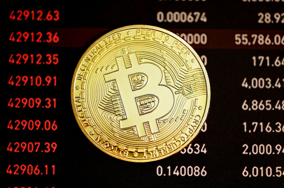 Bitcoin Jumps to 0K, Catapulting Strategy’s Holdings to Record .4 Billion