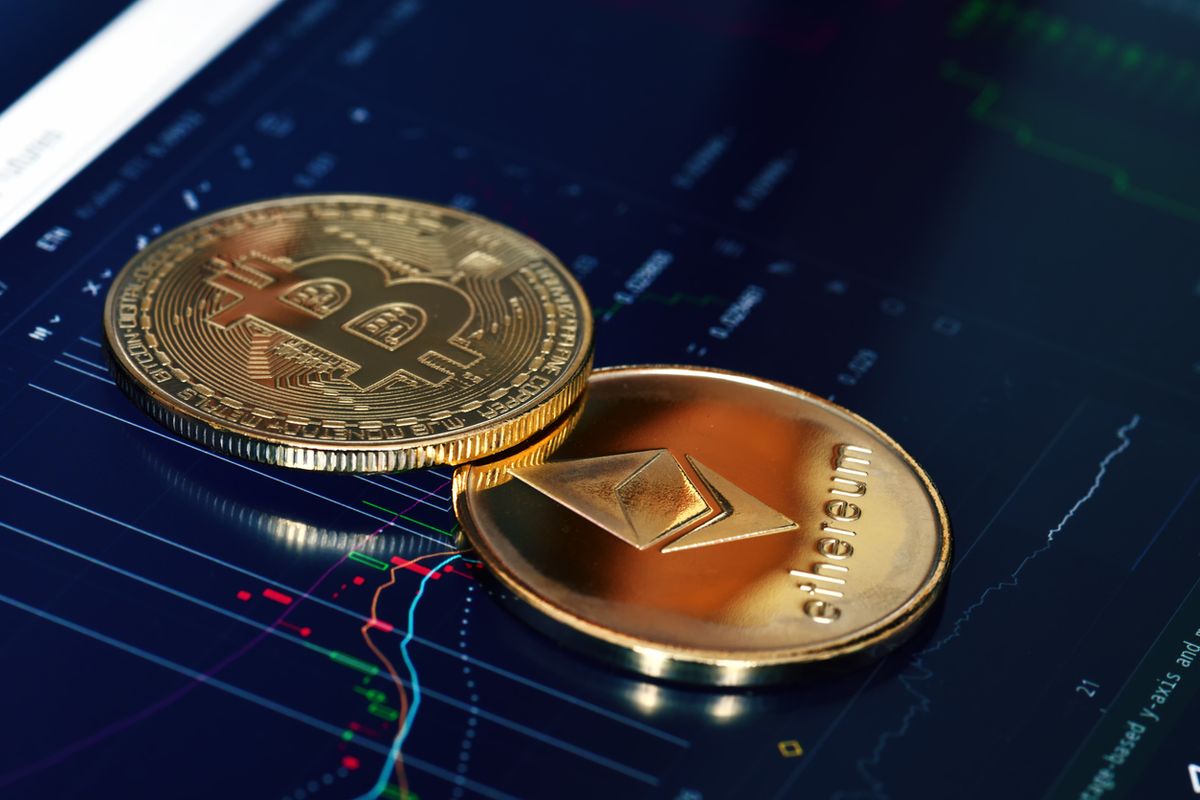 Bitcoin Or Ethereum To ,000? Fundstrat Releases Contrasting 2026 Predictions | Bitcoinist.com