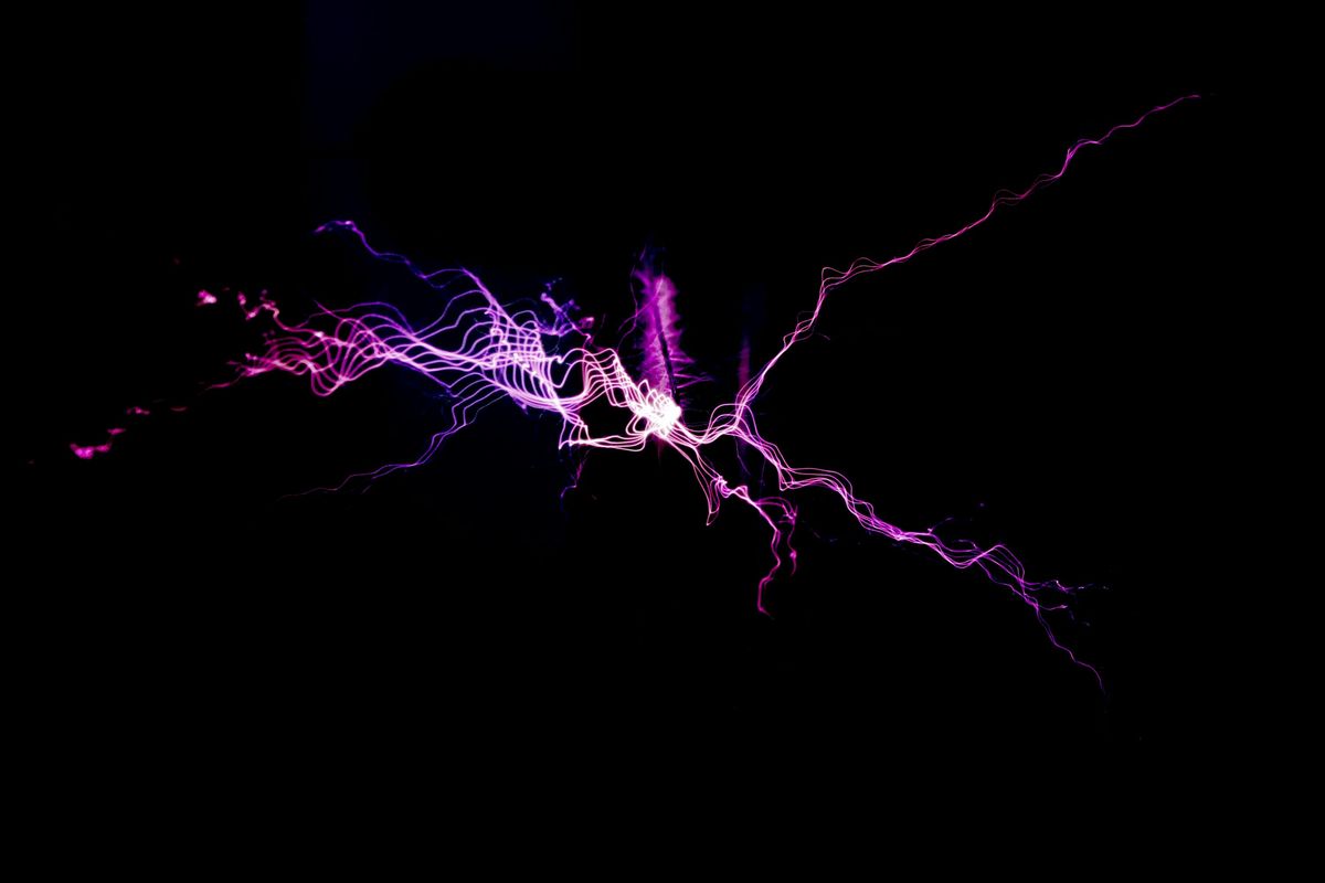 Grid Wars: Bitcoin Hashrate Drops As AI Demands More Electricity