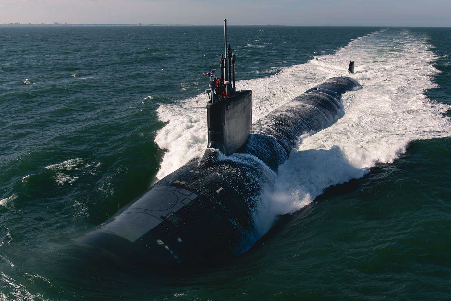 Panic Sell: Bitcoin Dives Below 4K After Trump’s Nuclear Threat