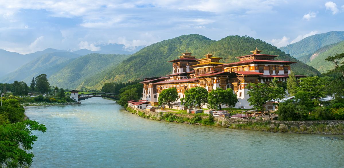 -Million Bitcoin Transfer: Bhutan Shuffles 800 BTC Amid Price Drop | Bitcoinist.com