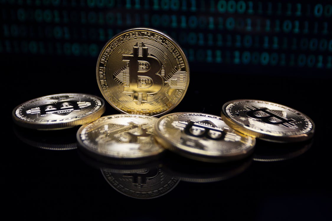 US DOJ Bitcoin Sales Spark Concern From US Senator