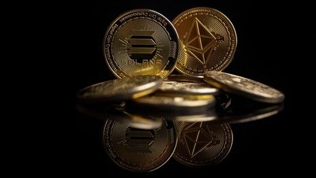 Ethereum News: Solana Co-Founder Accuses ETH Of ‘Bourgeois Digital Tyranny’ | Bitcoinist.com Ethereum News: Solana Co-Founder Accuses ETH Of ‘Bourgeois Digital Tyranny’ | Bitcoinist.com