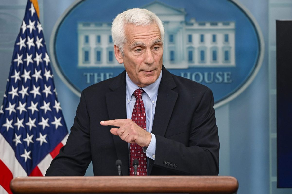 During historic auto strike scaring Wall Street, Biden’s economic advisor says workers want a ‘fair slice’ 1 182d90da GettyImages 1663718366 e1695313649534