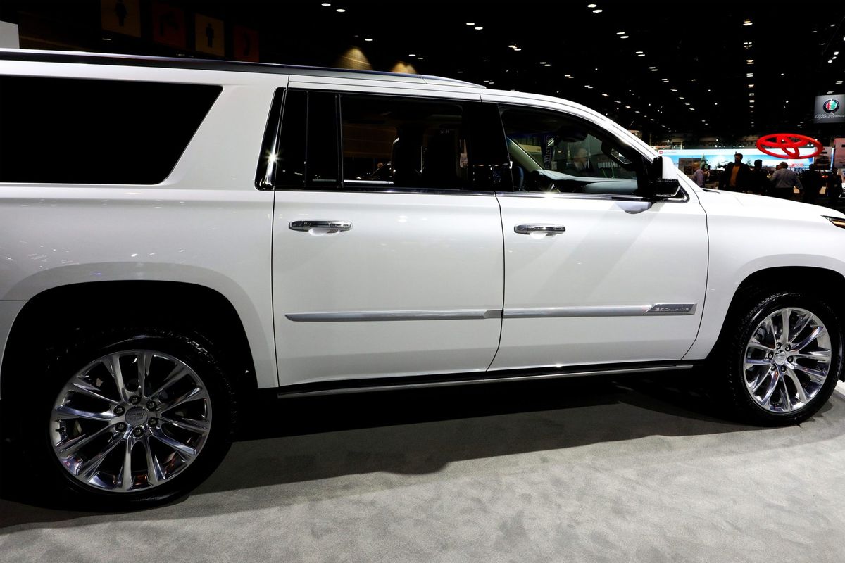 One of the biggest gas guzzling SUVs—the Cadillac Escalade—is going electric. But it will cost you $130,000 1 5935f09a GettyImages 1130035896 e1691608752862
