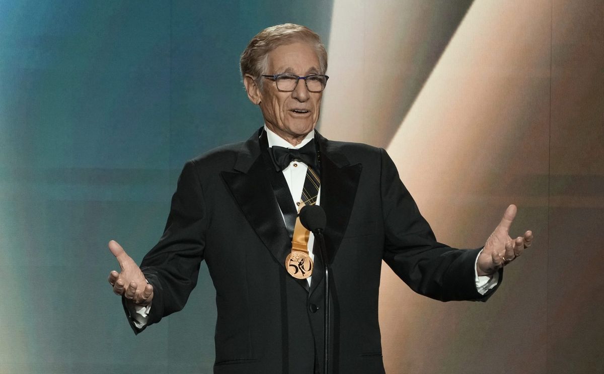 Denver Zoo invites Maury Povich to reveal great-ape paternity results: 'You are the father!' he regales Orangutan 1 6f8d63f3 AP23355656002069 e1703345713643