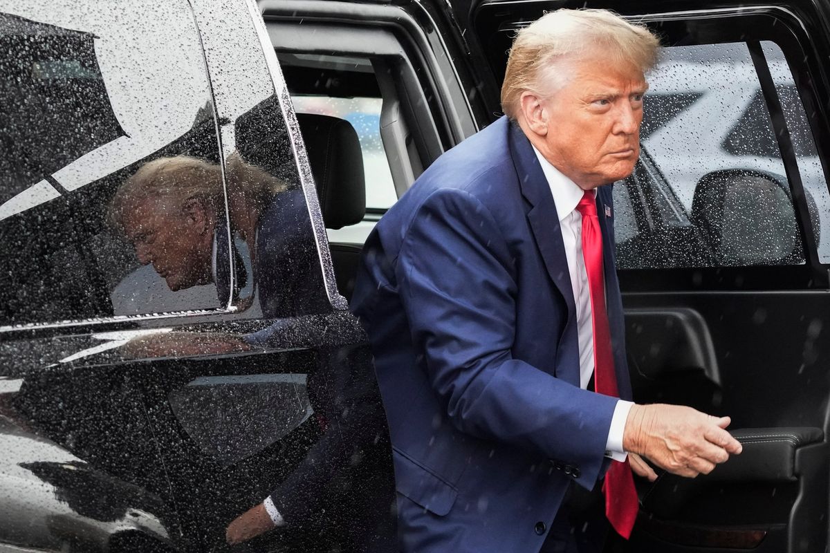 Trump heading back to federal court as judges determine whether he's immune from prosecution over charges he plotted to overturn the 2020 election 1 9340028b AP24009096802118