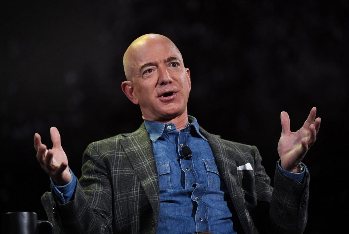 Jeff Bezos–backed AI search startup’s CEO says ‘Google is going to be viewed as something that's legacy and old’ 1 c1afb5a7 GettyImages 1148401086 e1704494698758