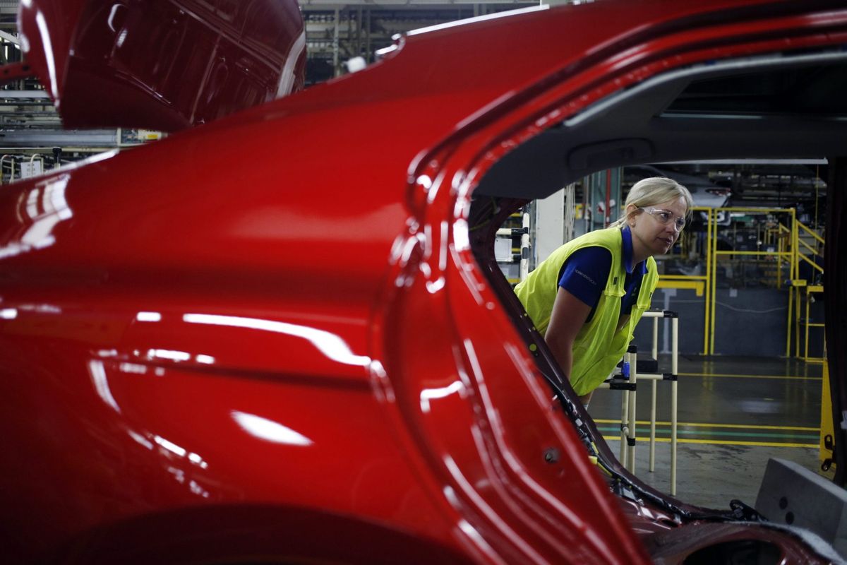 Toyota's non-unionized workers didn't go on strike but are getting a raise anyway so that the company stays competitive with Detroit's Big 3 1 d2006ec8 GettyImages 1173365451 e1698870118494