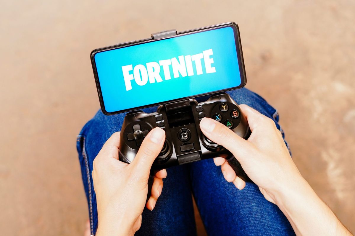 Parents whose kids bought gear on Fortnite without asking can get a refund after a $520 million settlement with the video game's maker 1 db174b12 GettyImages 1586450242 e1695167751198