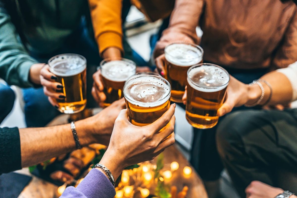 6 ways your brain and body benefit when you stop drinking alcohol 1 e28d31db GettyImages 1479800728 e1704499045814