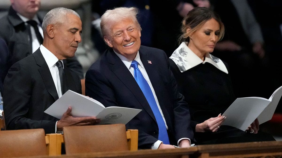 All five living US presidents unite at funeral of Jimmy Carter 4 535d6bc3 skynews barack obama donald trump 6795326
