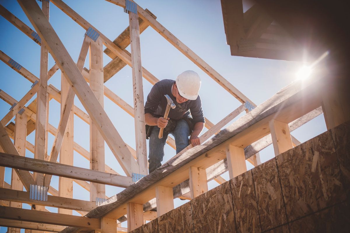 Top economist sounds the alarm even louder on the housing market and says homebuilders are 'giving up' 1 0487093f GettyImages 1074115102