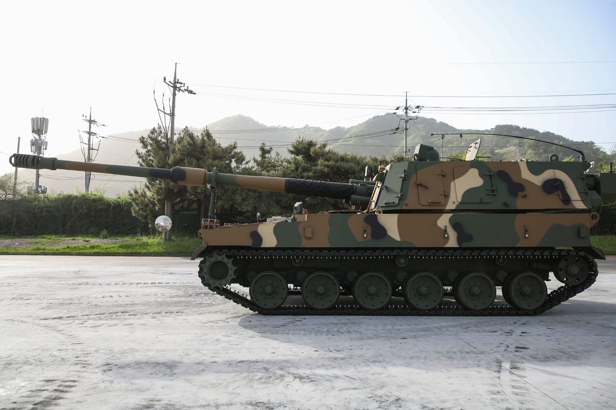 Hanwha in advanced talks over arms production for Saudi Arabia 1 0c8be0e6 GettyImages 2156723968 e1745902247590