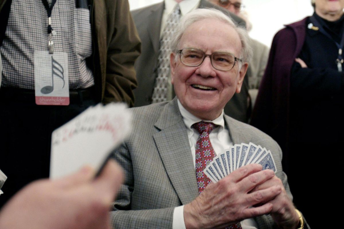 You should pick your credit card perks like Warren Buffett picks his stocks, TD Bank exec says | Fortune 1 19c21531 GettyImages 94814136 1