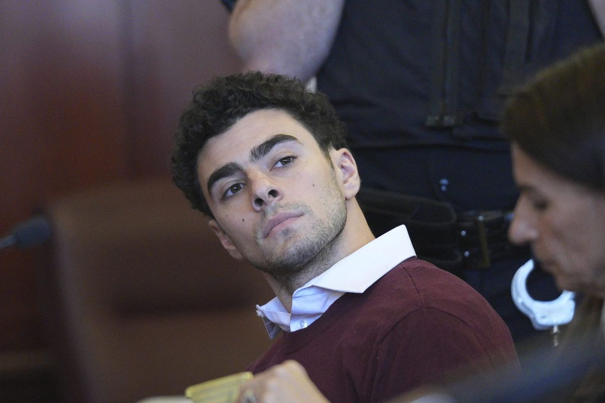 Luigi Mangione pleads not guilty to NY state murder and weapons charges in UnitedHealthcare CEO's death 1 1ea460bf AP24358544070942 e1734978968263