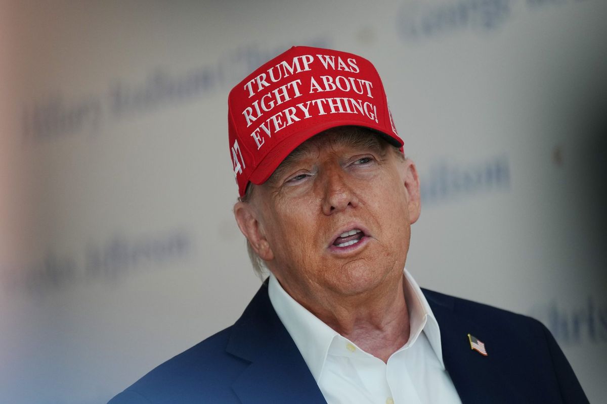 Trump says Intel agreed to give the government 10% of the chipmaker. ‘We do a lot of deals like that. I’ll do more of them’ 1 303fdc24 GettyImages 2231485520 e1755895164475