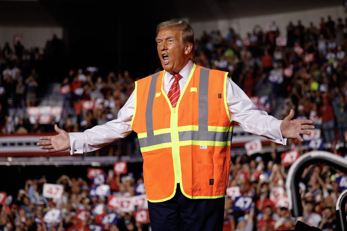 DJT stock's sudden crash wipes out $2.4 billion from Donald Trump's wealth in just 3 days 1 43ea6797 GettyImages 2182001270 e1730561769312