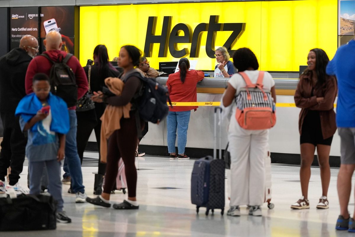 Some desperate travelers turn to U-Haul as the government shutdown cuts flights and sends car rentals soaring | Fortune 1 80074299 AP25311646855984 125fb6 e1762556108907