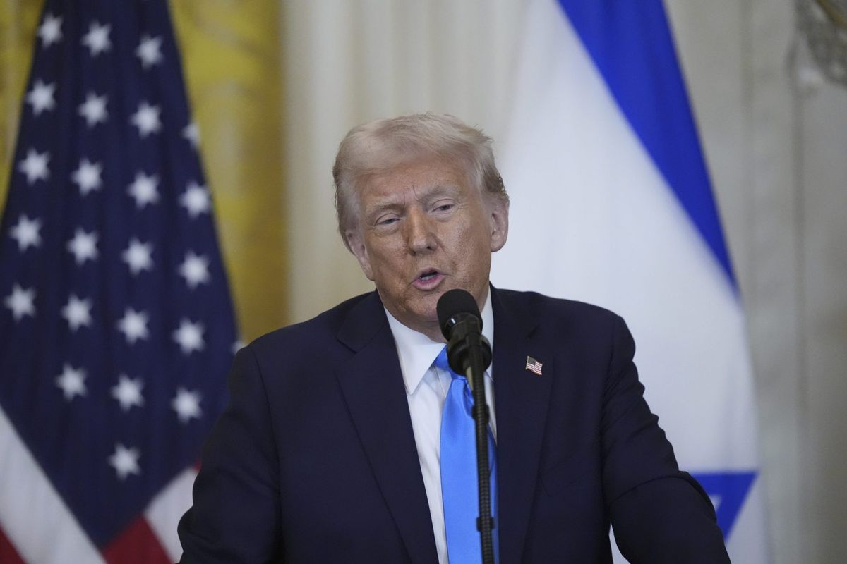 Critics say Trump's executive order banning transgender athletes from competing is ultimately 'a solution looking for a problem' 1 8709ae4a AP25036006896520 e1738787470733