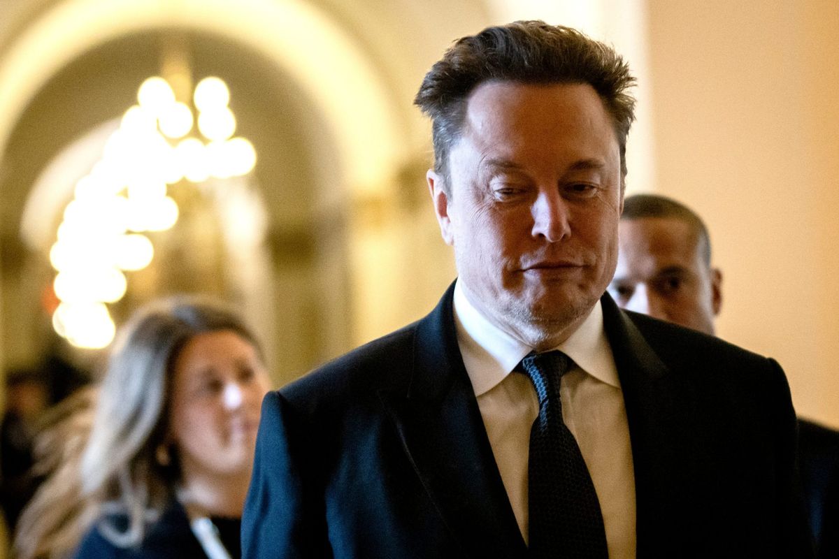 Elon Musk revives feud with OpenAI’s Sam Altman—‘the Emperor has no clothes’ 1 8c5cc4a2 GettyImages 2162678656 e1722885441141