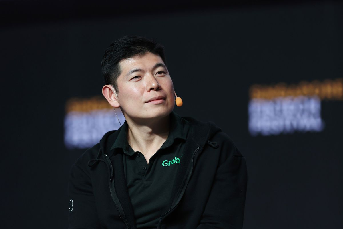 Grab CEO Anthony Tan suggests drivers could upscale to ‘new kinds of jobs’ as the firm prepares to launch robotaxis next year | Fortune 1 94723a37 GettyImages 1244447704