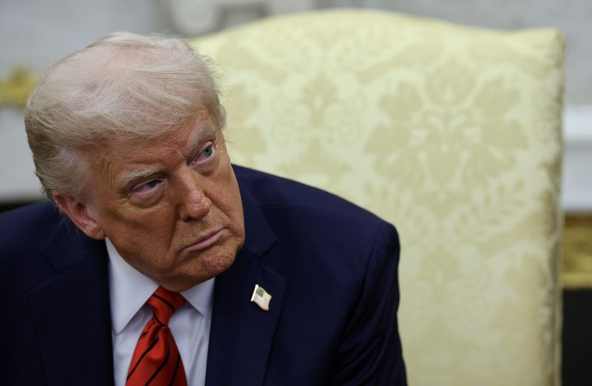 First shockwaves of Trump’s tariffs are about to hit the world economy 1 957c19dc GettyImages 2210758788 e1745159278320
