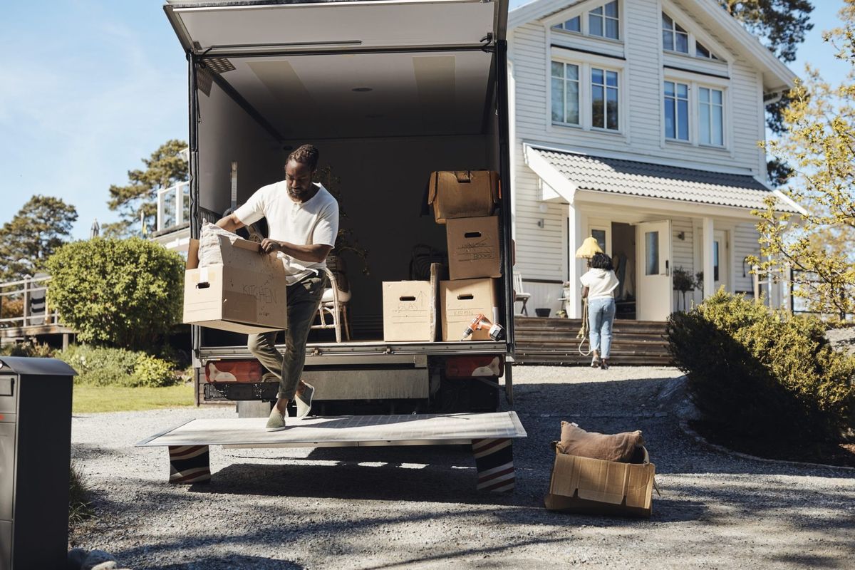 Remote workers say they'd return to the office if they get housing benefits—and many would even take those over a pay raise 1 9dd3c765 GettyImages 1422164284 e1711136404948